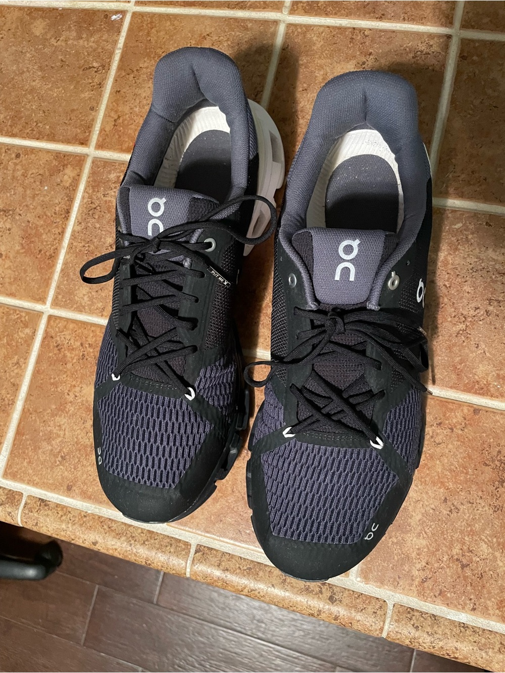 On Running Gray and Black Men's Running Shoes